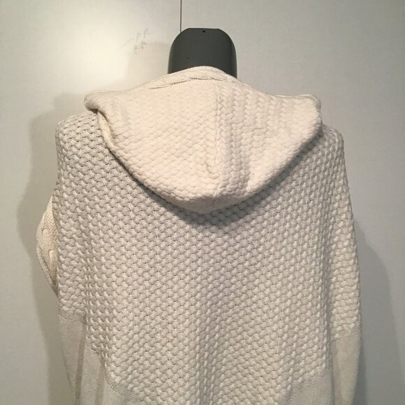 Devoted Hooded Knit Short Sleeve V-Neck Sweater  Size M - Picture 5 of 9